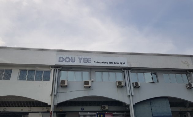 Photo of Dou Yee Enterprises M
