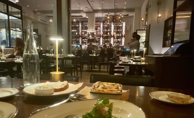 Photo of Leonelli Restaurant & Bar