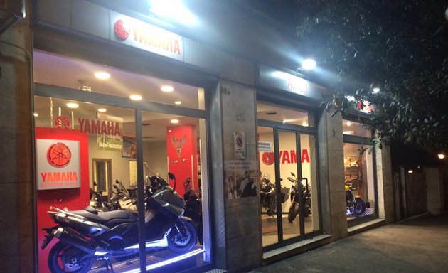 foto Aureli Moto Yamaha Trionfale