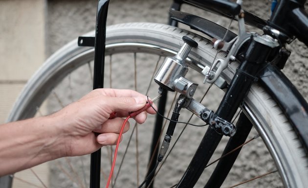 Photo of 24Hr Mobile Mechanic Whitechapel