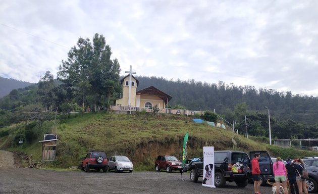 Foto de Parqueadero de la Capilla de la Cruz del Ilaló