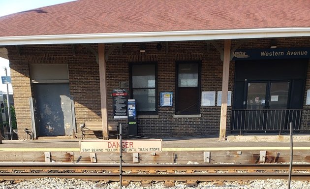 Photo of Western Metra Station