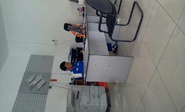 Photo of agam makmur suzuki service center