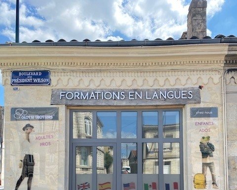 Photo de GLOTTE HOME Bordeaux Cours de langues à domicile enfants, ados, adultes, garde active enfants en anglais, espagnol, français