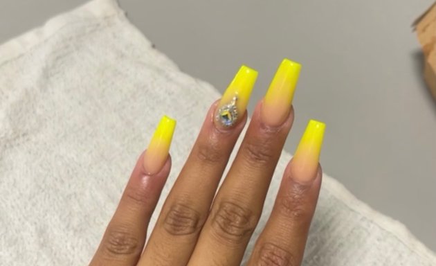 Photo of Van's Nails