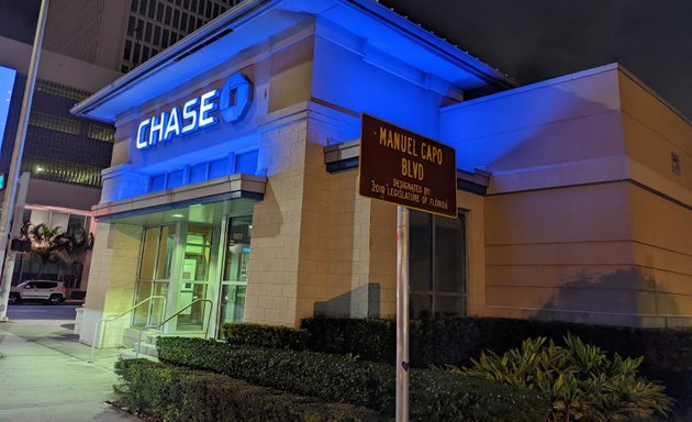 Photo of Chase Bank