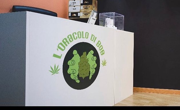 foto L’oracolo di bob 3 cannabis shop h24 Roma