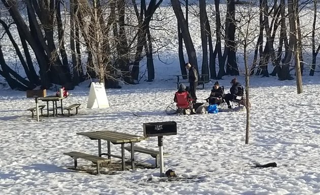 Photo of Confederation Park Parking Lot