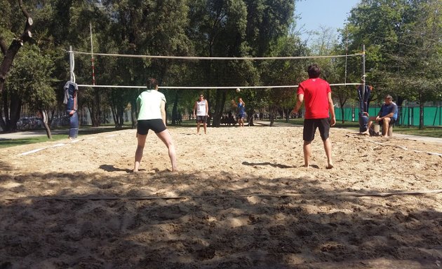 Foto de Cancha de voleibol playa Parque Araucano