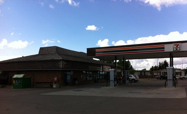 Photo of 7-Eleven