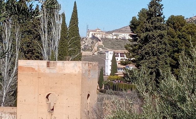 Foto de Alhambra Meeting Point - Punto de información y recepción turístico