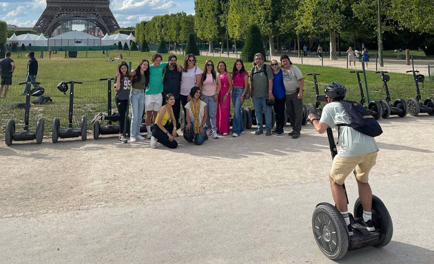 Photo de GO GO Segway tours - Paris