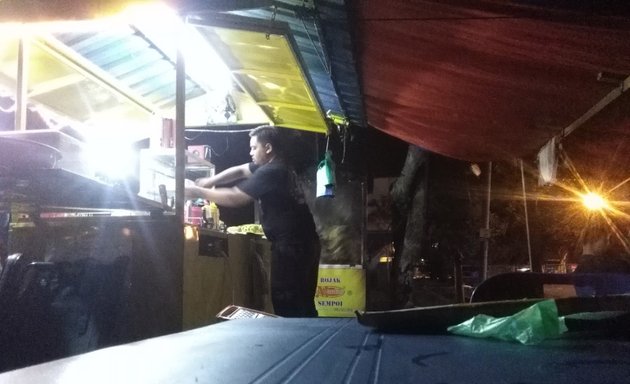 Photo of Alang Burger Stall