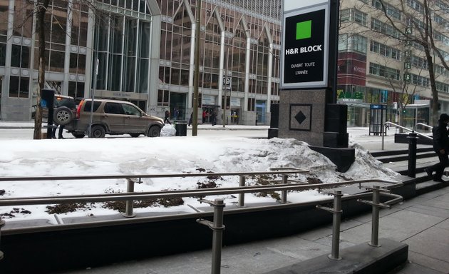 Photo of H&R Block