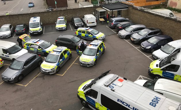 Photo of Islington Police Station