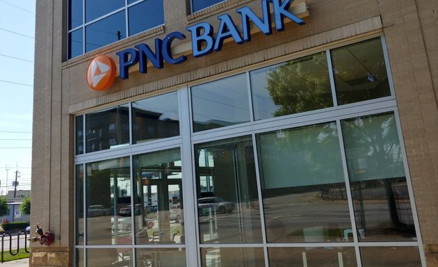 Photo of pnc atm