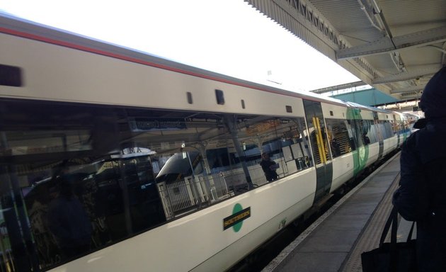 Photo of Streatham Common Station