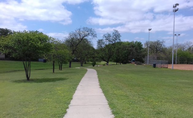 Photo of Parkdale Park