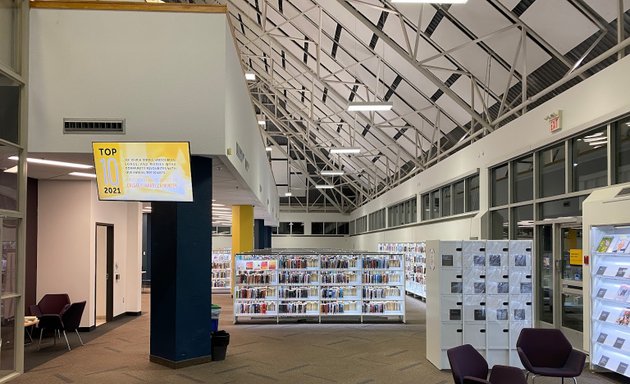 Photo of Fish Creek Library