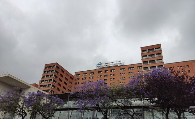 Foto de Hospital Universitario Valle de Hebrón