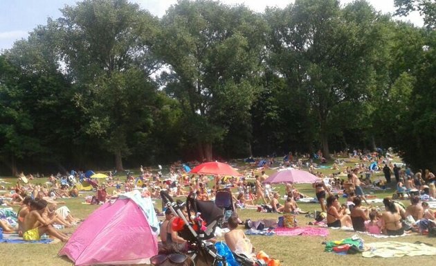 Foto von Sommerbad am Insulaner - Berliner Bäder