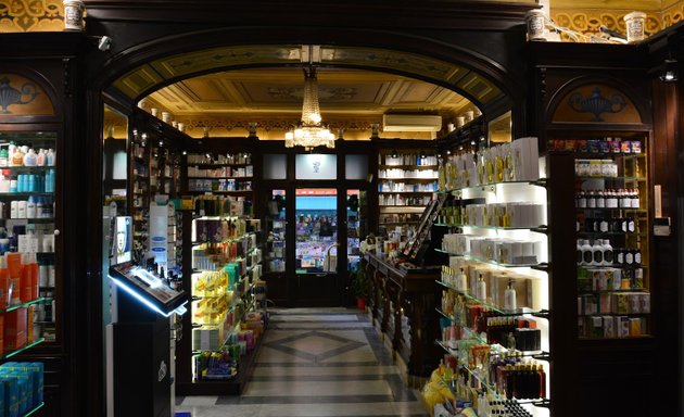 foto Antica farmacia reale