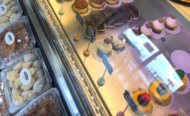 Photo of Baklovah Bakery & Sweets