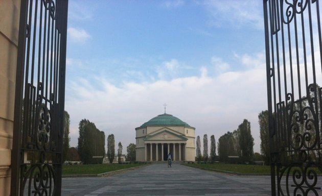foto Mausoleo della Bela Rosin