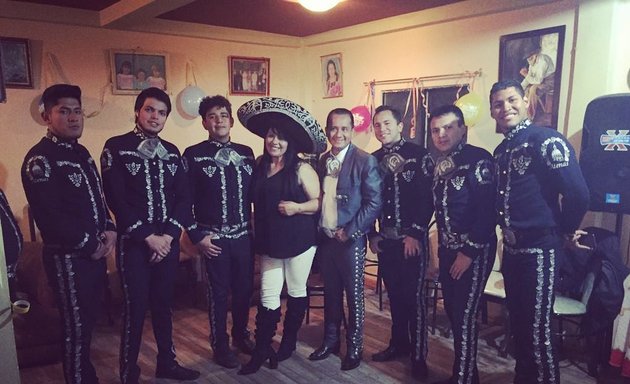 Foto de ▶️ MARIACHI ATENAS mariachis en Cuenca Ecuador