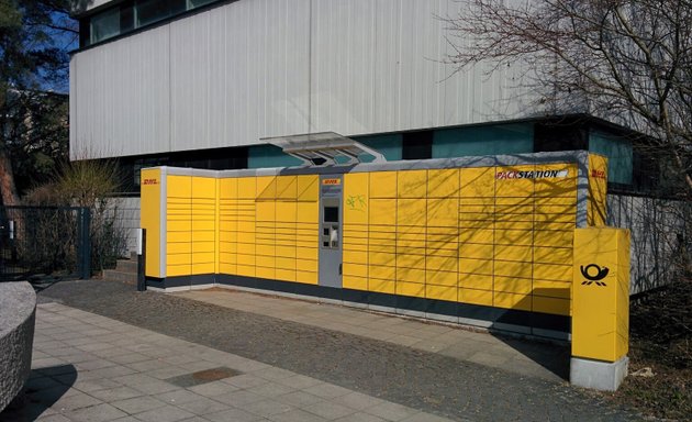 Foto von DHL Packstation 110