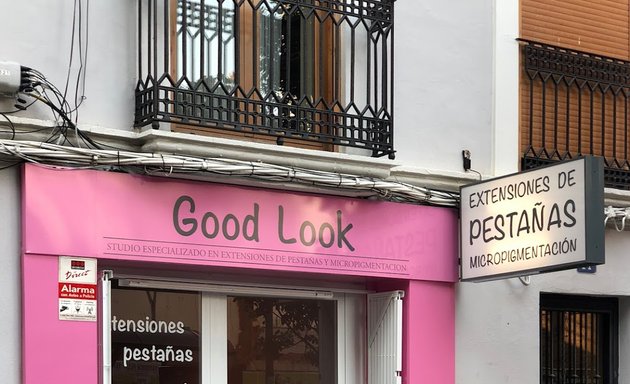 Foto de Good Look ® Extensiones de pestañas y micropigmentacion