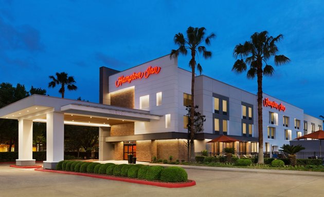 Photo of Hampton Inn Houston-Brookhollow