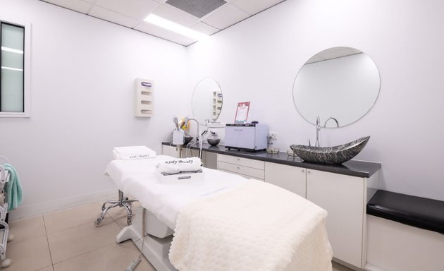 Photo of Kinly Beauty Clinic: Laser Eye Bags Rejuvenation Melbourne