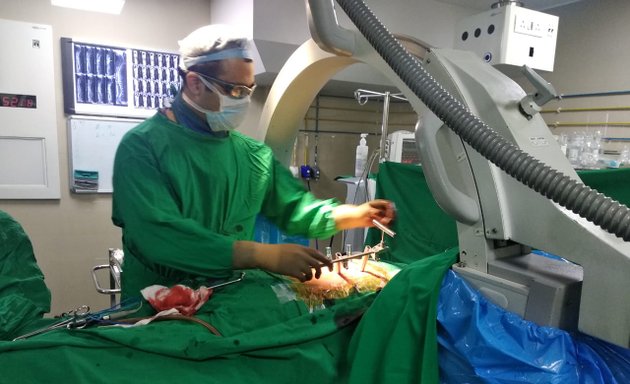 Photo of Dr Akhil Tawari - Spine Surgeon in Borivali | spine specialist in Borivali | Orthopedic doctor in Borivali east | best orthopedic doctor in Borivali