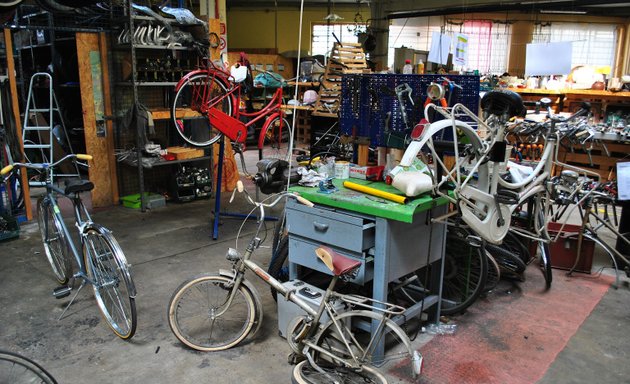 foto Triciclo - Mercato dell'usato e officina ciclistica di Via Regaldi