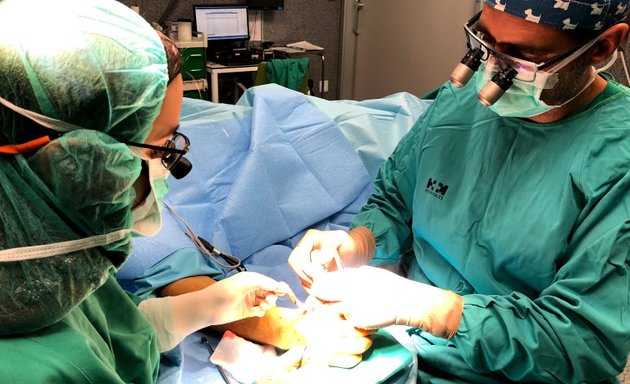 Foto de UMA : Unidad Cirugía de La Mano y Microcirugía