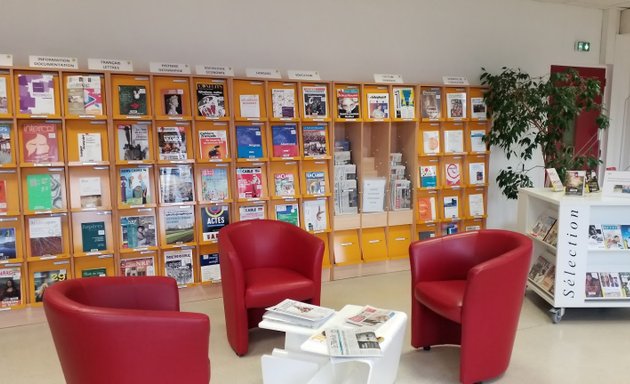 Photo de Bibliothèque universitaire Éducation Besançon