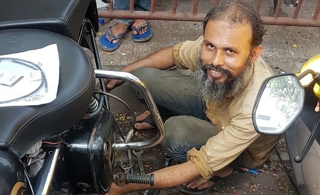Photo of Javed bhai bullet mechanic