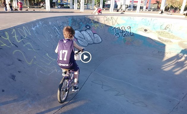 Foto de Extrem Skate Park - Bowl