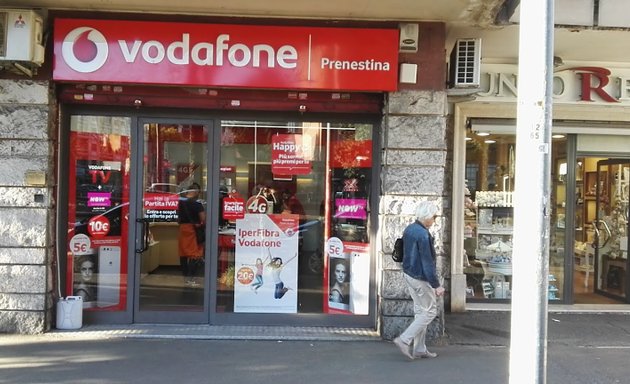 foto Vodafone Store | Prenestina