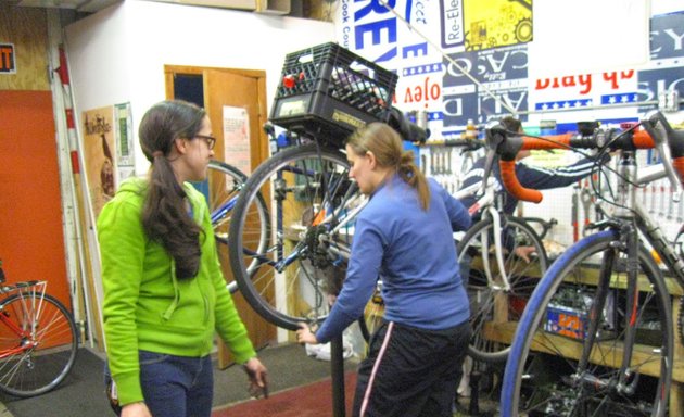 Photo of Ciclo Urbano Bike Shop, part of West Town Bikes