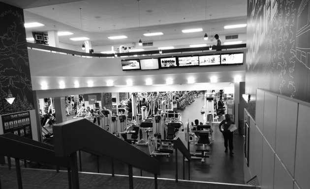 Photo of GoodLife Fitness Mississauga Square One
