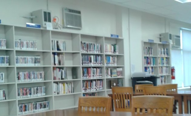 Photo of Brooklyn Public Library - Canarsie Branch