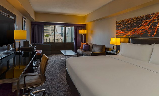 Photo of Holiday Inn Chicago Dwtn Wolf Point, an IHG Hotel