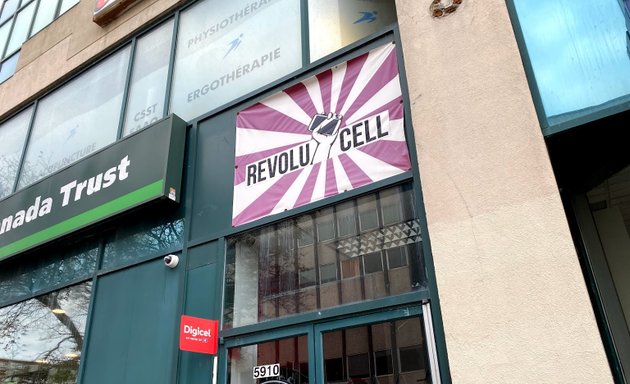 Photo of Revolucell - Réparation cellulaire Montréal