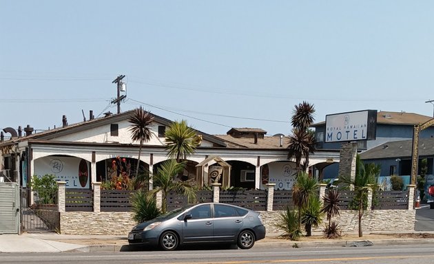 Photo of Royal Hawaiian Motel