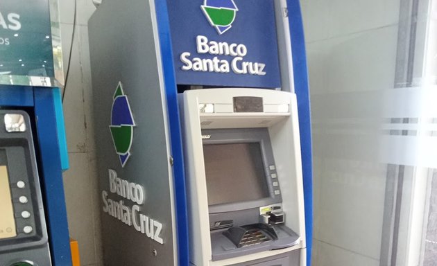 Foto de Cajero Banco Santa Cruz