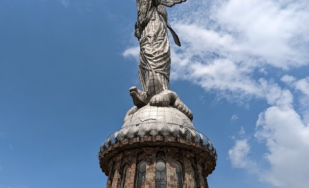 Foto de Virgen del Panecillo