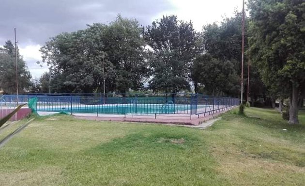 Foto de Complejo piscina chocalan