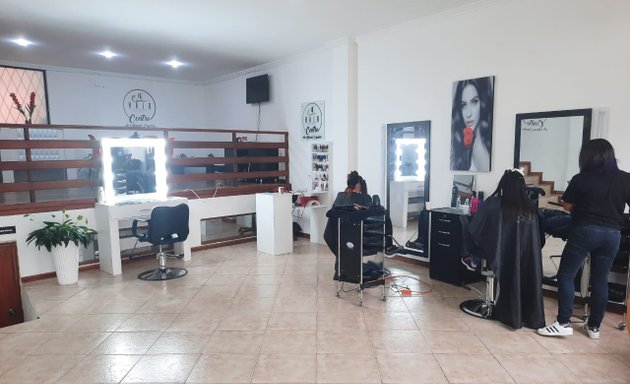 Foto de Hair Clinic Cuenca